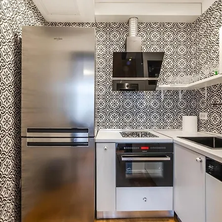 Skyline 5br Near Air Albania Stadium By Pikhost Appartement *