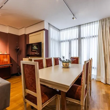 Appartement Skyline 5br Near Air Albania Stadium By Pikhost