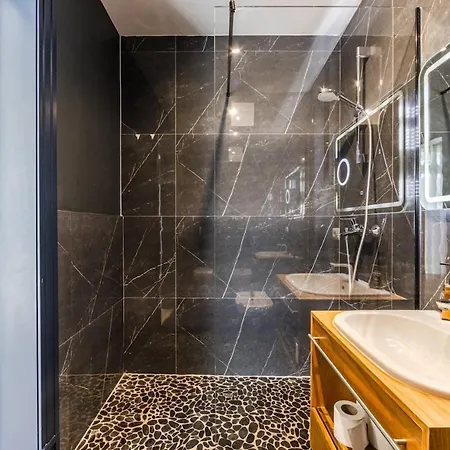 Appartement Skyline 5br Near Air Albania Stadium By Pikhost Tirana